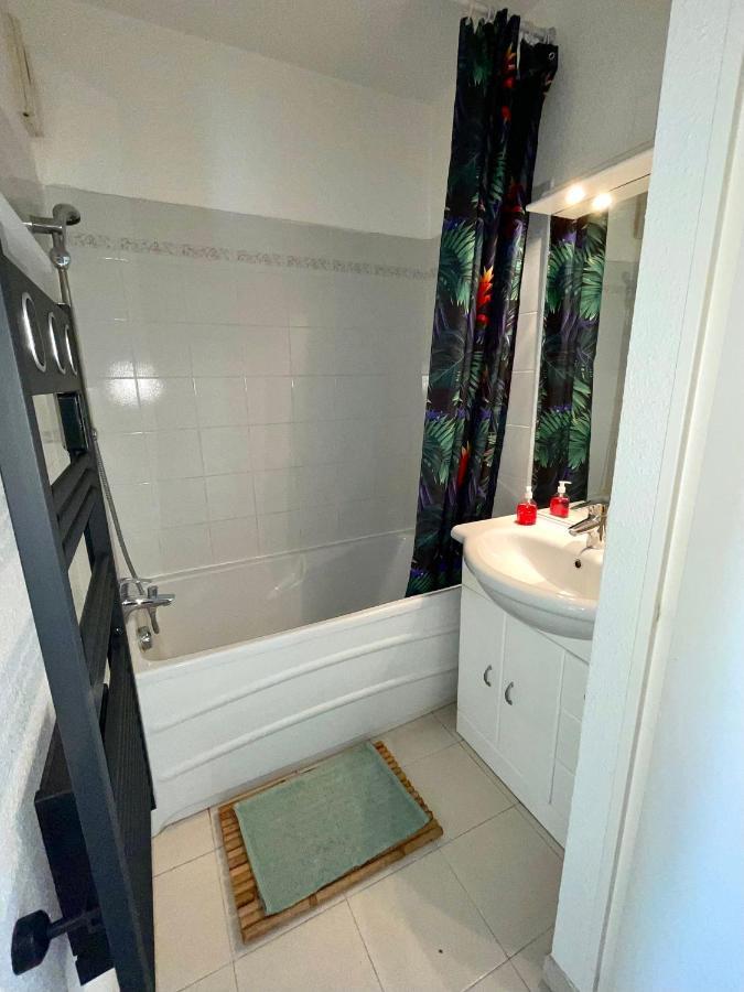 Appartement Tout Confort Vue Mer Antibes Exterior foto